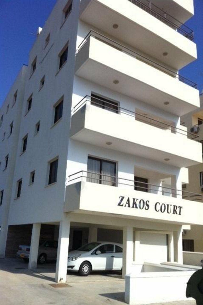 Zakos Court Apartments ラルナカ エクステリア 写真